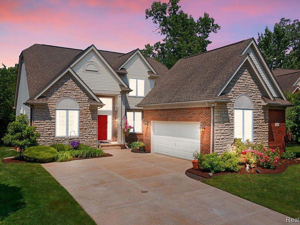 1st image of 22040 Abington Dr