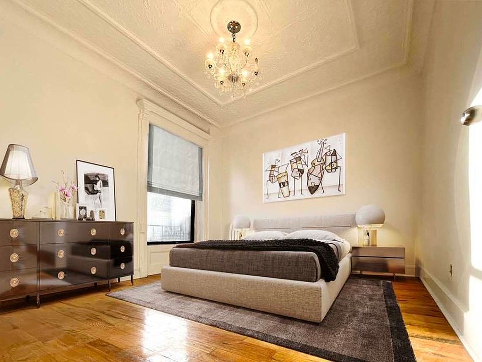 1st image of 101 W 75th St APT 4A