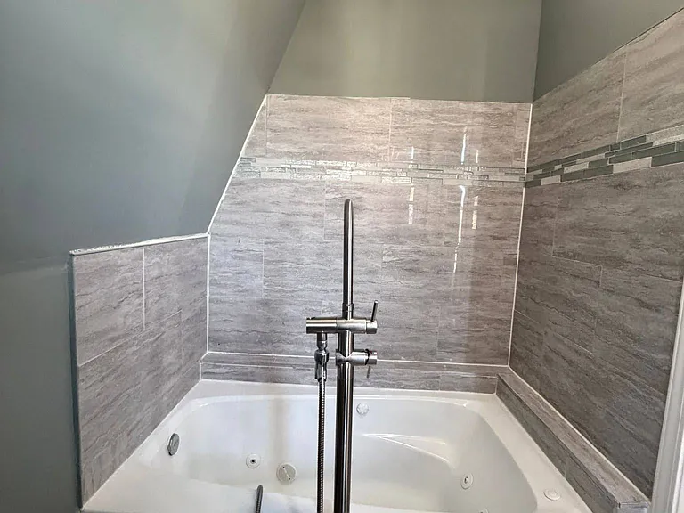 113 Isabella Ave #3 — Photo 4