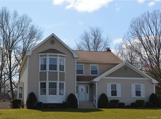 17 Penfield Pl, Farmington, CT 06032