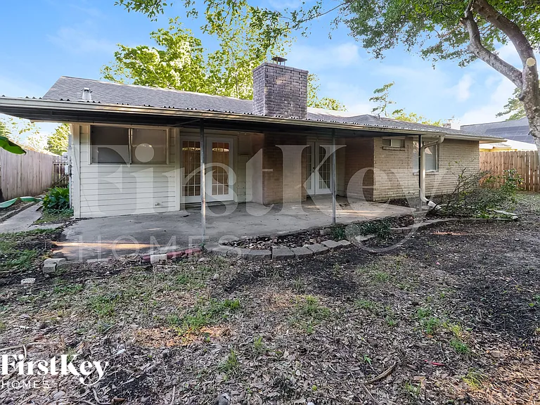 4439 Algernon Dr — Photo 15