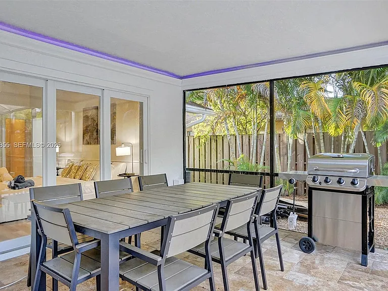 2120 SW 28th Way — Photo 57