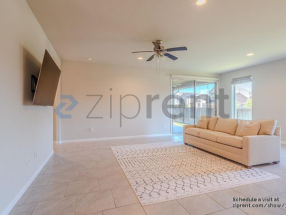 4th image of 28702 Yulee Mill Dr