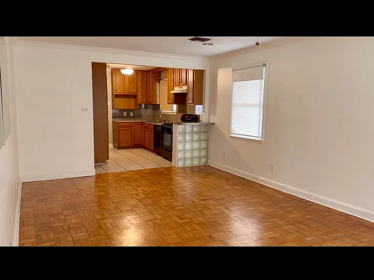 4436 Chalfant Dr — Photo 8