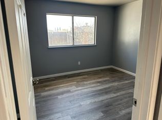 8248 Sunset Downs Dr, Sacramento, CA 95828