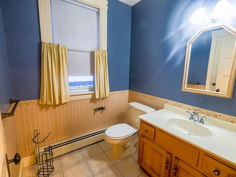 76 Walnut St — Photo 17