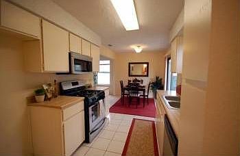 2nd image of 6907 Shannon Dr