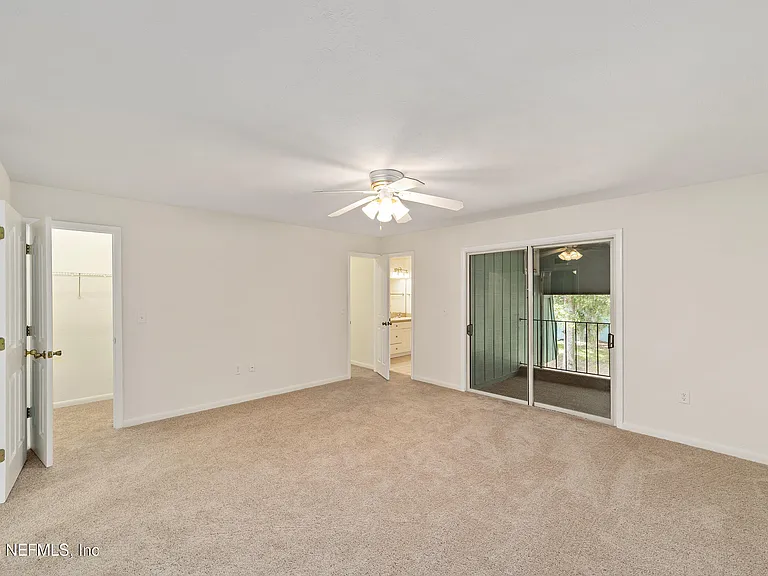 501 SW 75th St #H6 — Photo 25