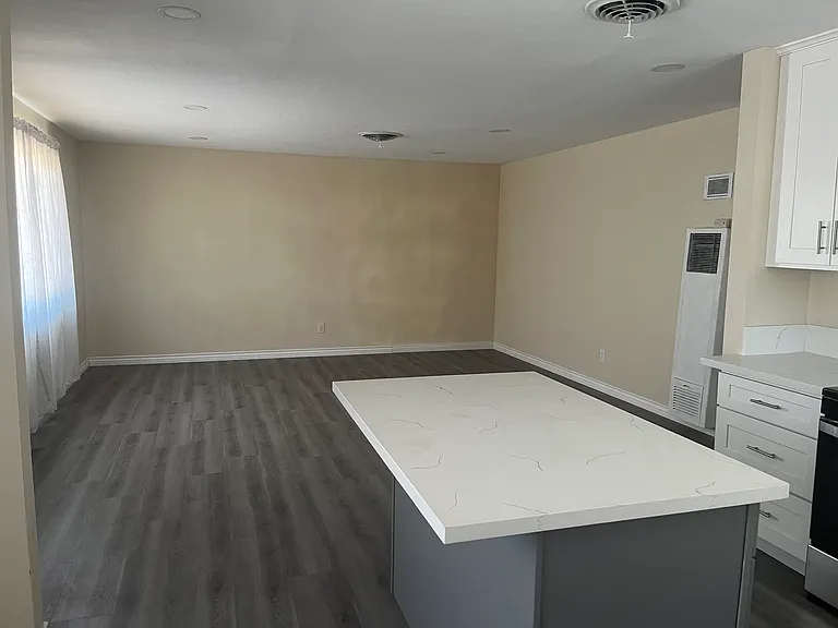7777 Colwyn Ave — Photo 5