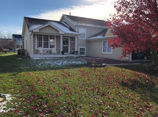 32663 Innetowne Rd, Lakemoor, IL 60051