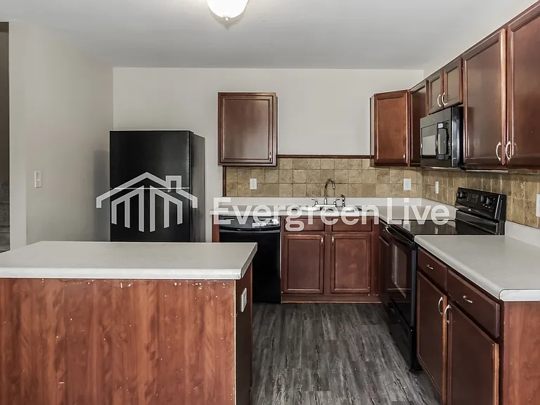 29886 Brentshire Dr — Photo 6