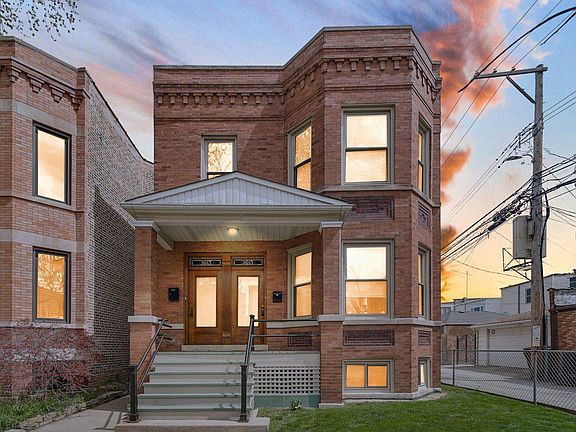 3616 N Oakley
