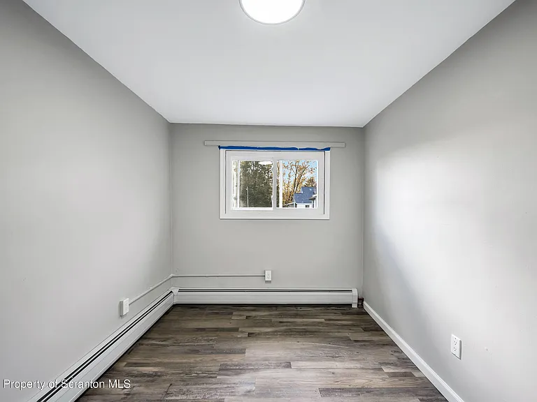 333 Oak St #1/2 — Photo 11