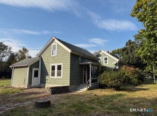 31 Depot St, Plainfield, CT 06239