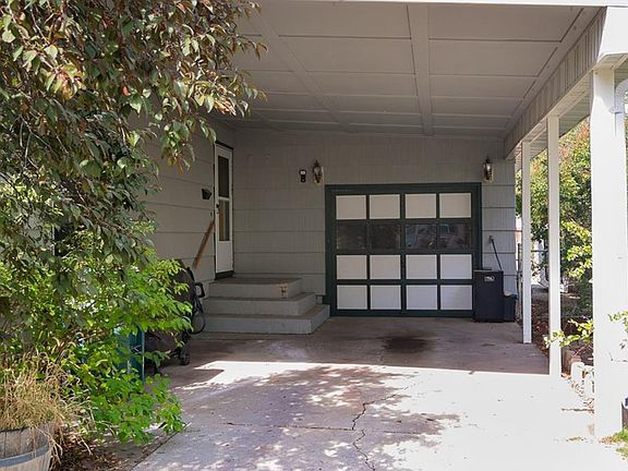 2nd image of 1533 Saint Johns Ave