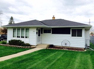 6613 N 90th St, Milwaukee, WI 53224