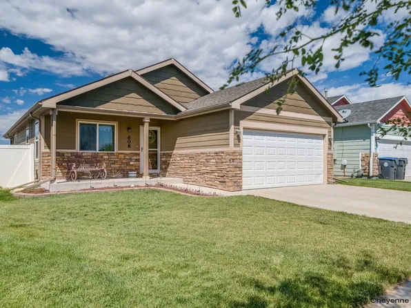608 Taggart Dr, Cheyenne, WY 82007
