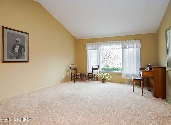2nd image of 2617 E Bel Aire Dr
