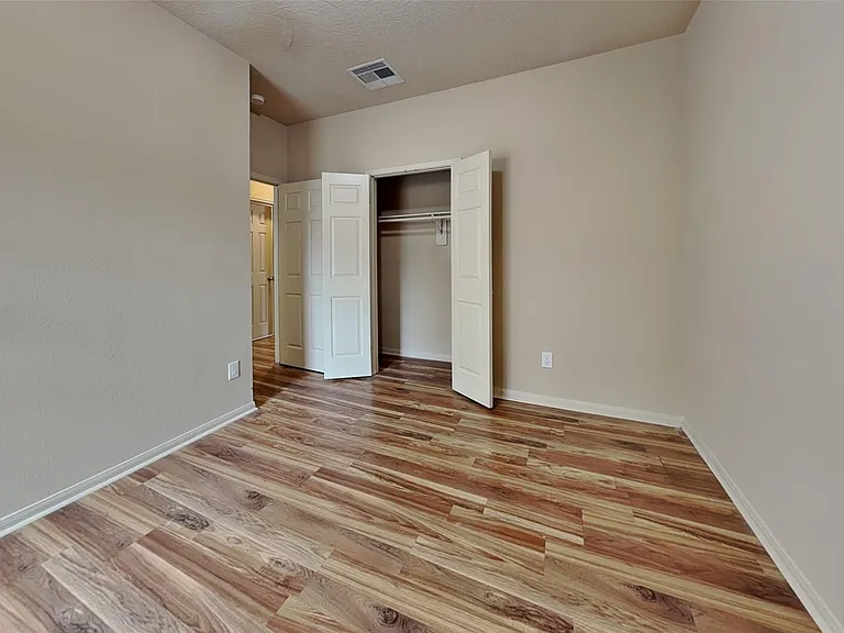1411 Cameron Park Ln — Photo 15