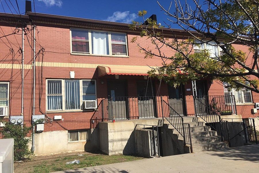 2nd image of 727 Fountain Ave