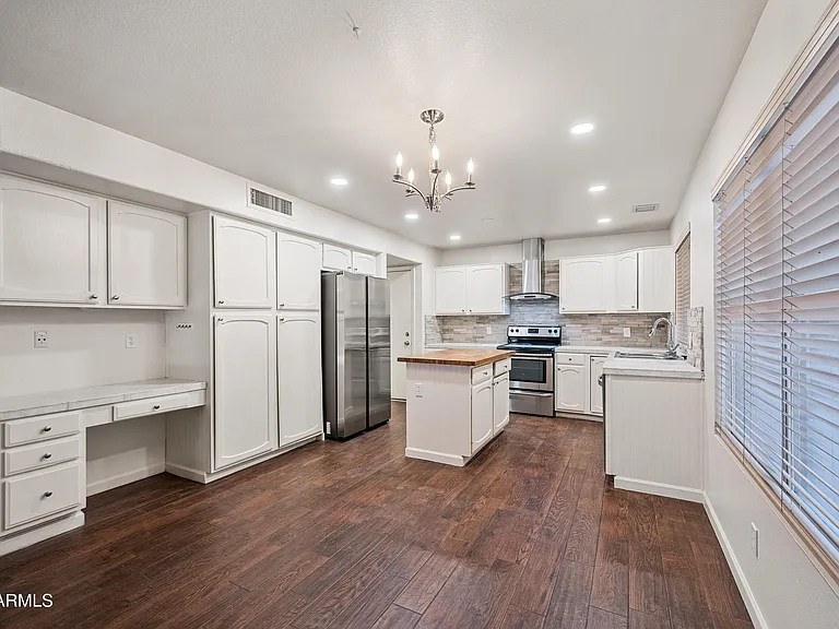 921 W Sun Coast Dr — Photo 12