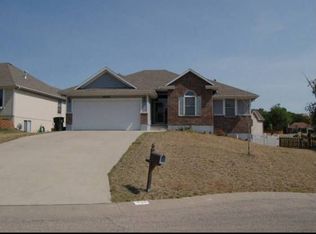 500 Wildwood Ct, Warrensburg, MO 64093