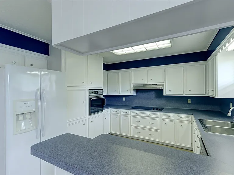 3503 Old Oaks Dr — Photo 10