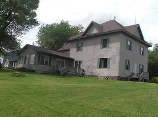 22445 X Ave, Sumner, IA 50674