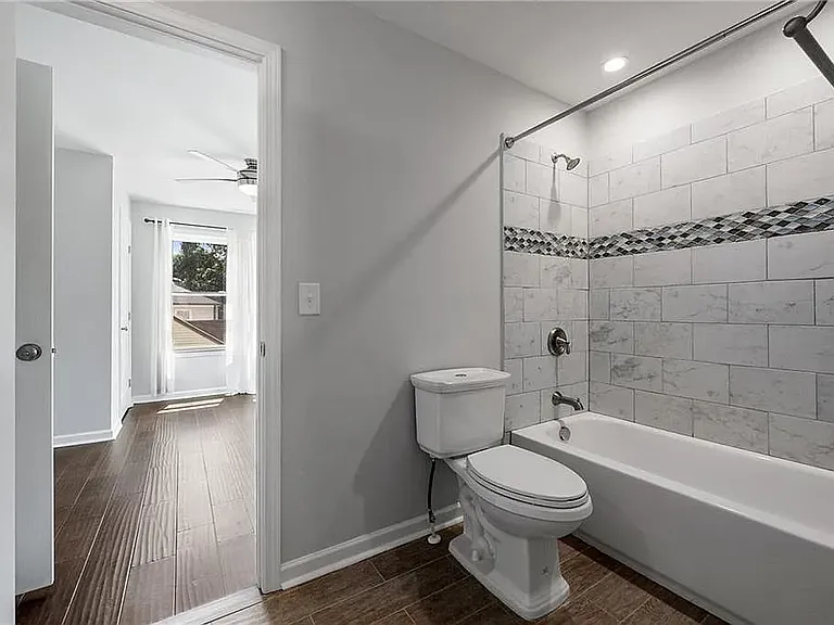 146 Clay St SE — Photo 21