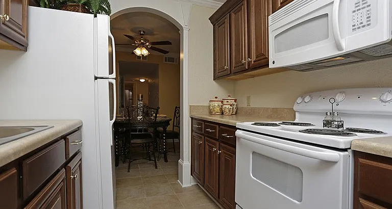 East Ridge Apartments — Photo 4