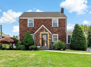 245 Crestview Dr, Pittsburgh, PA 15236