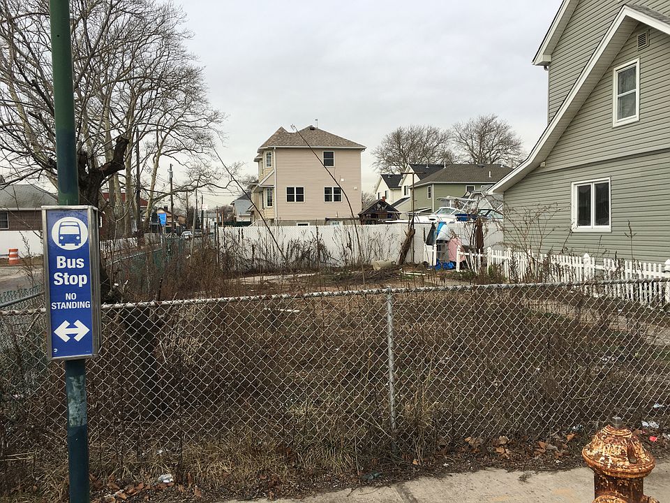 2nd image of 89 Cedar Grove Ave