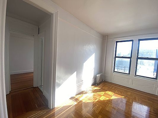 1st image of 611 Academy St #C4