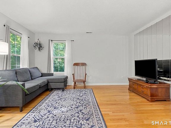 4th image of 229 Branford Road #526