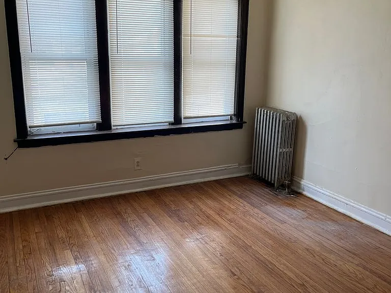 6315 S California Ave — Photo 21