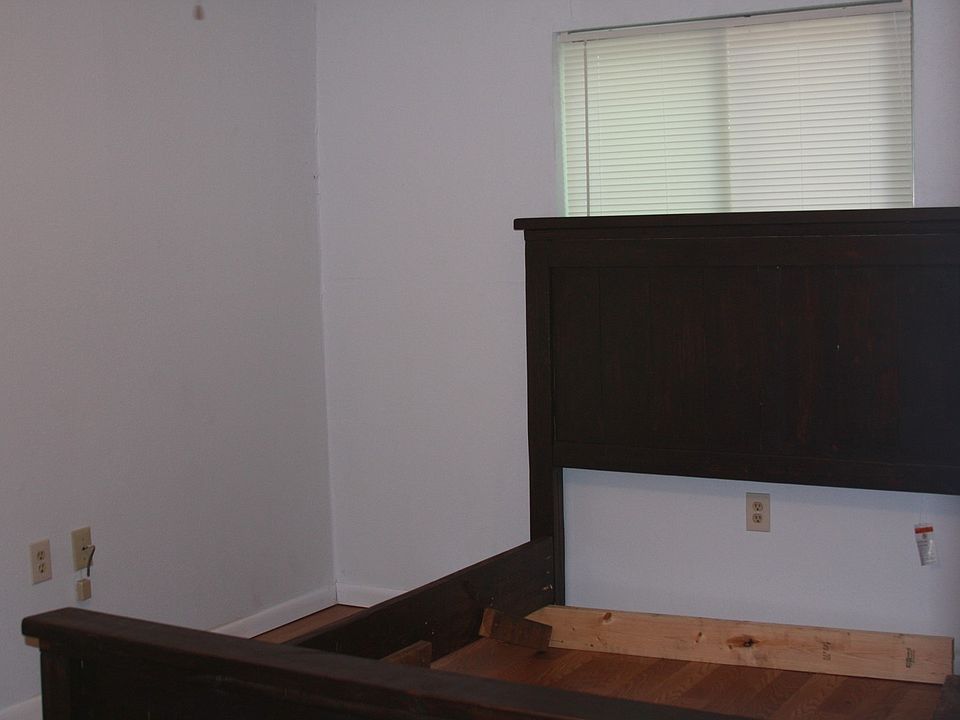 1st image of 3305 Southerland Dr