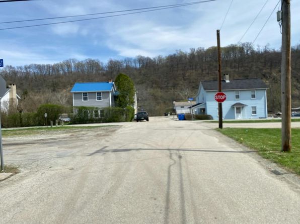548 Heath St, Buena Vista, PA 15018