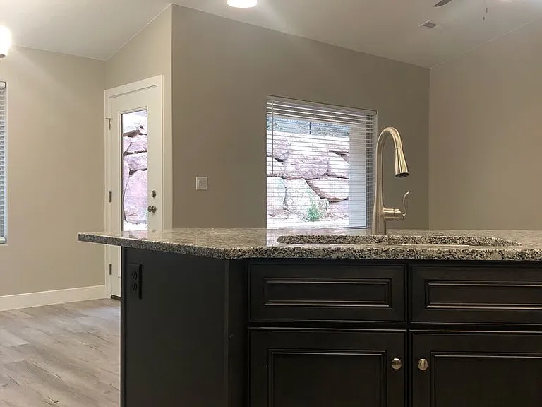 2261 S Tonaquint Dr #49 — Photo 18