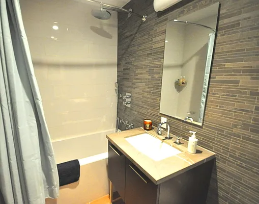 Rented by Bond New York | media 63
