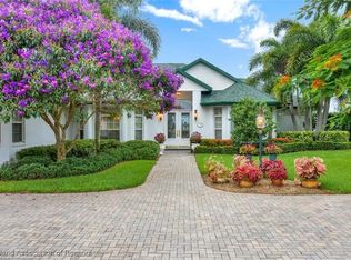 528 Sunset Pointe Dr, Lake Placid, FL 33852