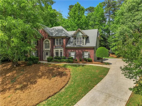 2015 Barrett Dr, Cumming, GA 30040