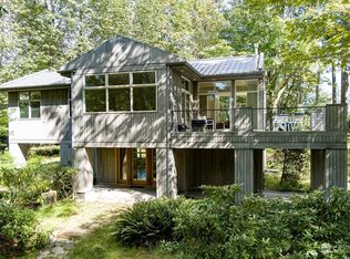 7861 Andrew Ln, Clinton, WA 98236