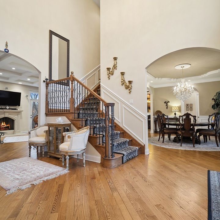 1825 Thornwood Ln, Northbrook, IL 60062 Zillow