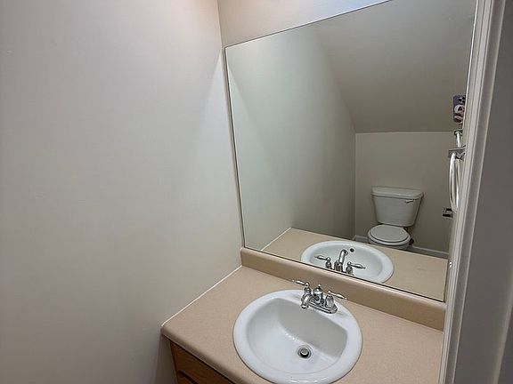 3rd image of 5941 Apple Valley Dr