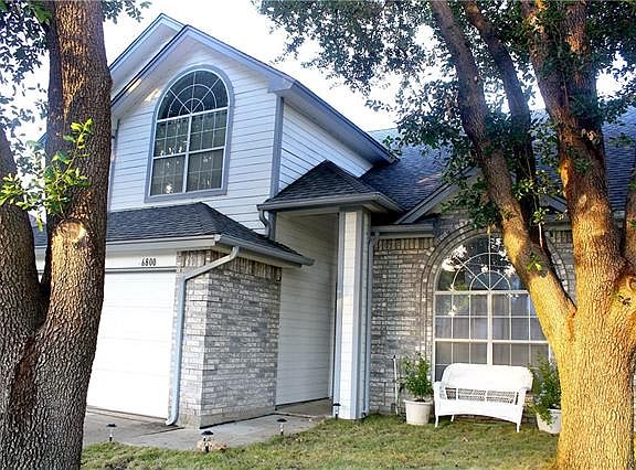 3rd image of 6800 Hadley Dr