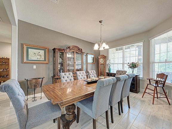 4th image of 114 Palo Blanco Creek Ln