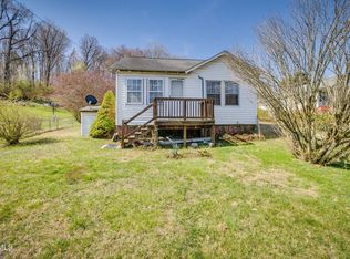 2802 Forest View Rd, Kingsport, TN 37660