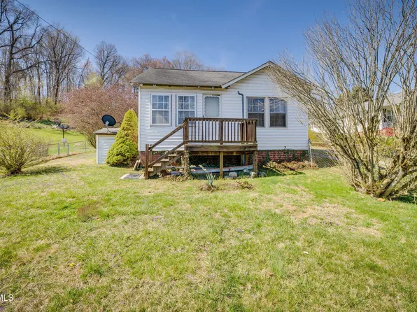 2802 Forest View Rd, Kingsport, TN 37660