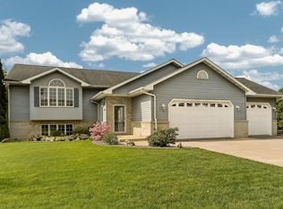 248 Brubaker Dr, Saint Charles, MN 55972