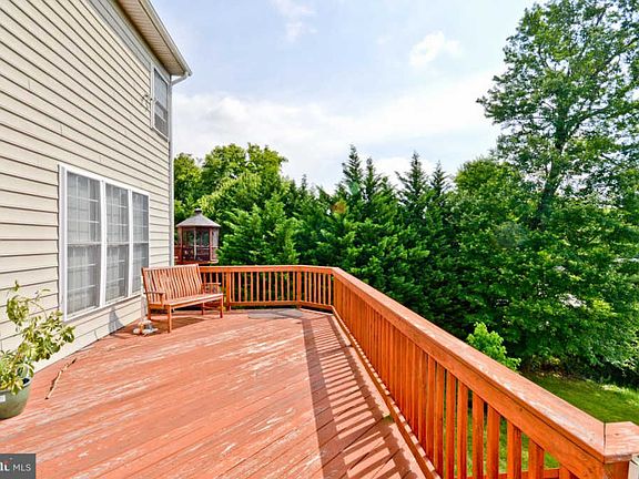 3rd image of 7506 Belmar Ct